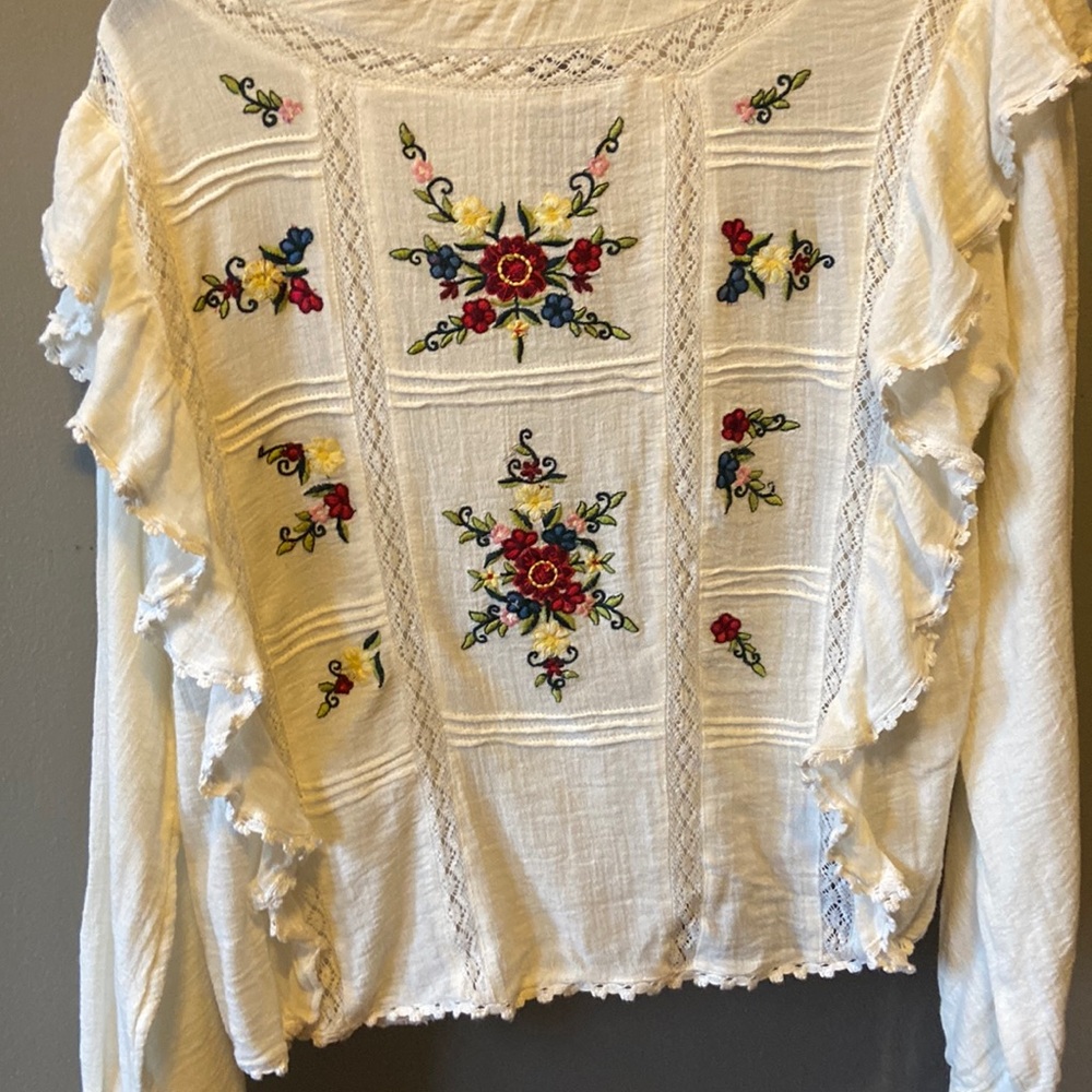Beautiful lightweight top